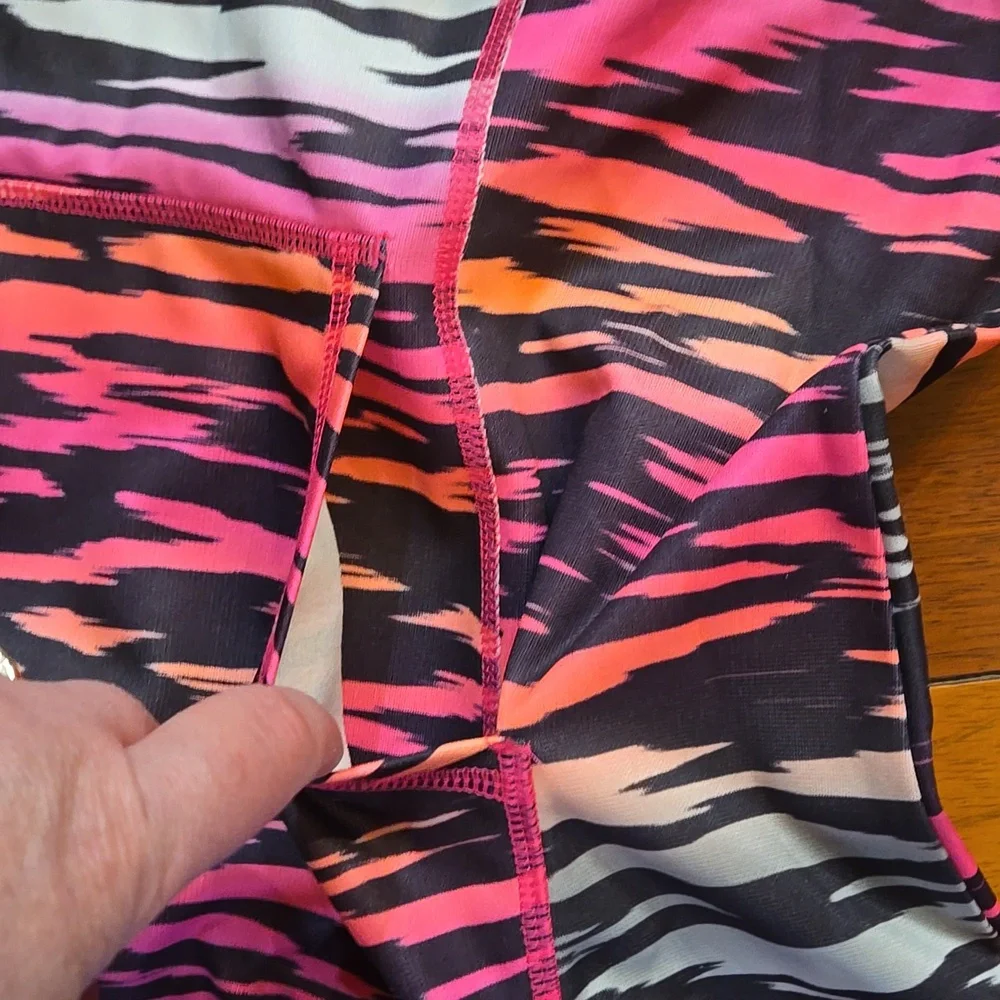 Fila Multicolor Hot Pink Zebra Quarter-Zip Running Pullover - Large